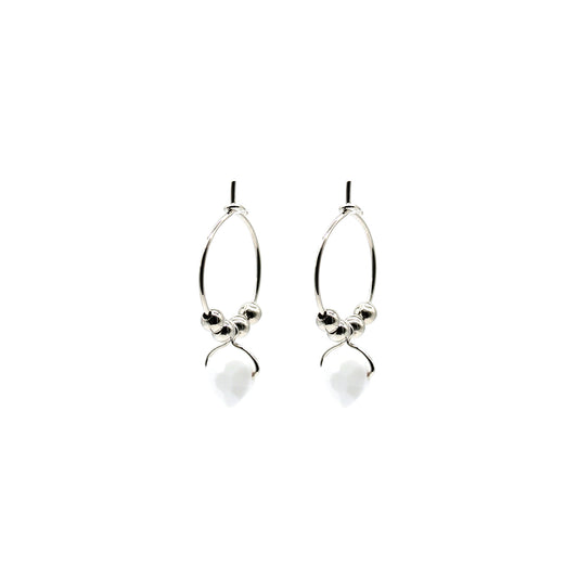 Orecchini a cerchio con cuore Swarovski bianco latte